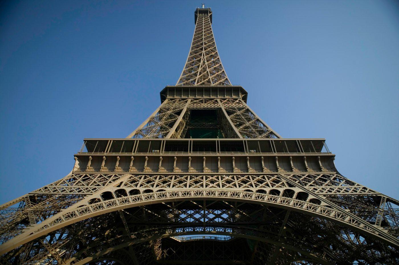 Paris Highlights Group Tour